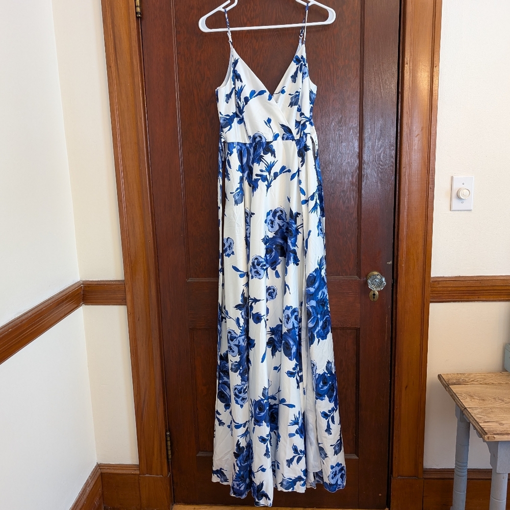 NWT! Windsor Brielle Formal Floral Satin Dress